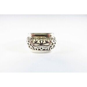 Pierced Sterling Silver Designer Style Finger Ring Pre-owned Size 6 1/2